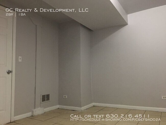 Building Photo - 9209 S Woodlawn Ave