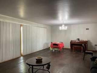 Foto del edificio - 746 E Old Elm Rd