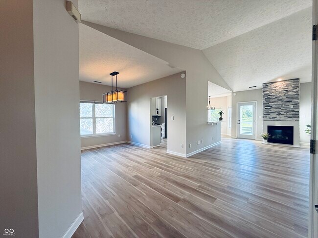 Foto del edificio - 13926 Forum Meadows Dr