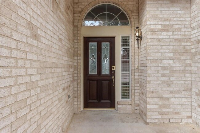 Building Photo - 15119 Live Oak Bend Way