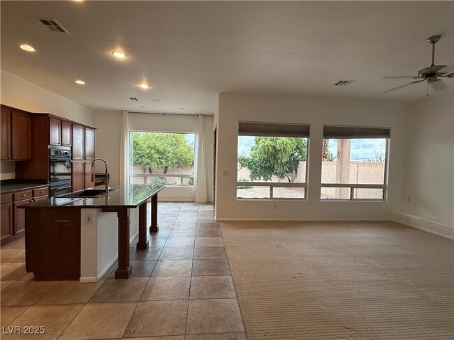 Foto del edificio - 320 Corsicana St