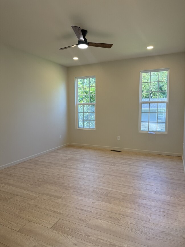Foto del edificio - 2213 Cityview Ave