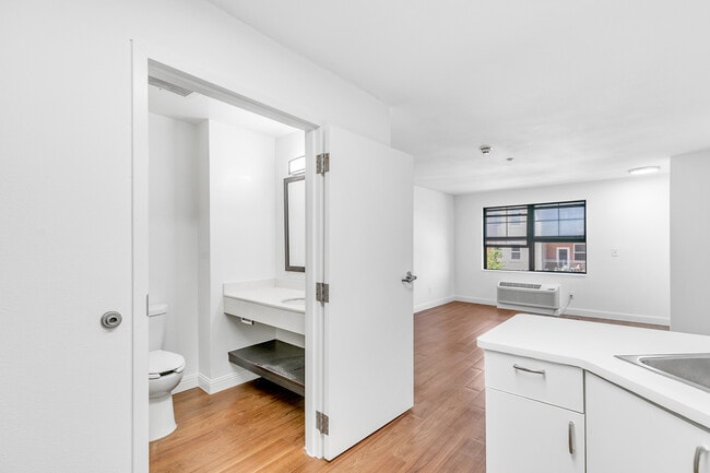 Foto del edificio - 22711 Oakcrest Cir