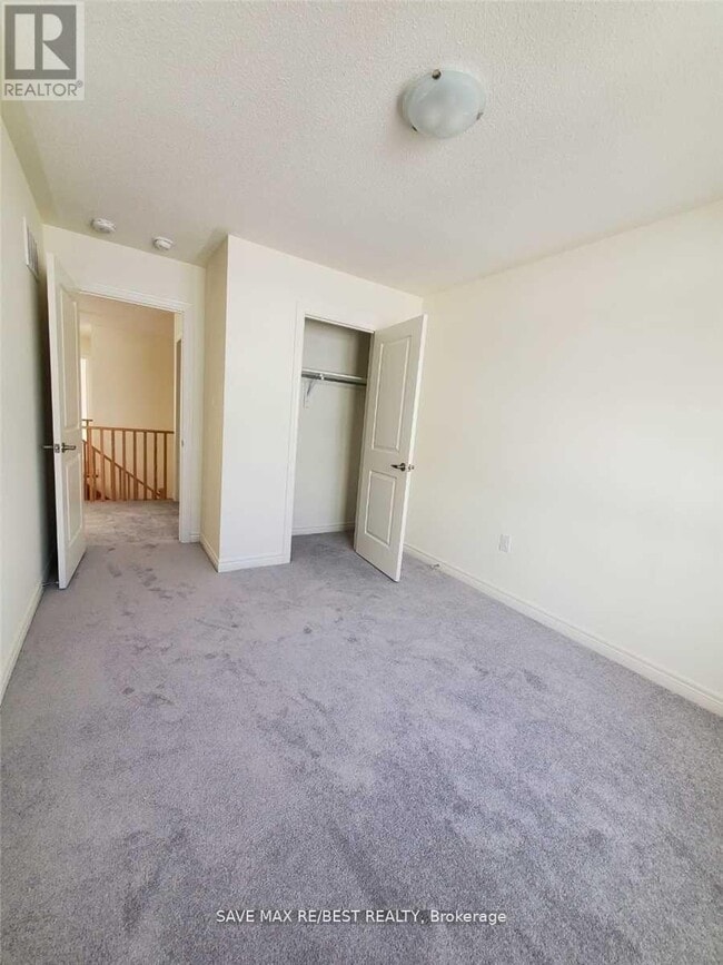 Building Photo - 37 Sail Rd