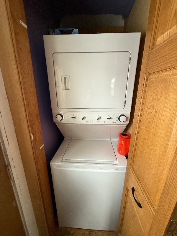 Foto del edificio - 908 Island St