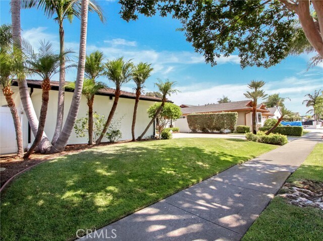 Building Photo - 6241 Mar Vista Dr