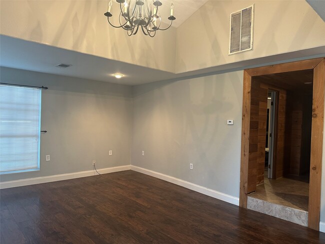 Building Photo - 650 Our Rd