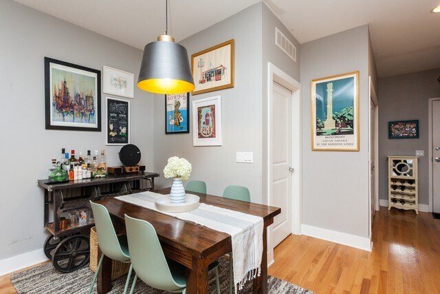 Foto principal - 2745 W Armitage Ave
