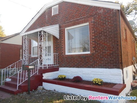 Primary Photo - 1934 Chambers Rd