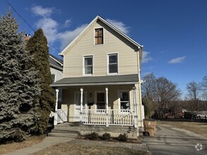 Building Photo - 52 Seaside Ave