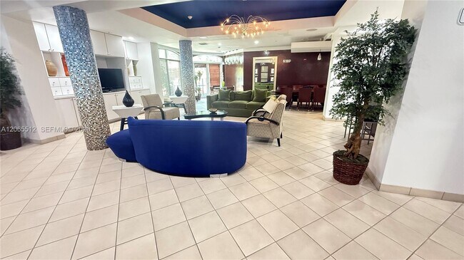 Foto del edificio - 6001 SW 70th St