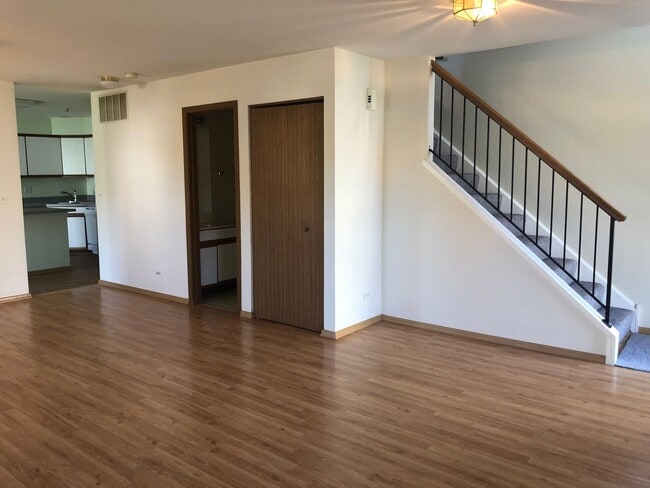 Building Photo - 3 Bedroom Home located in Mundelein!!!