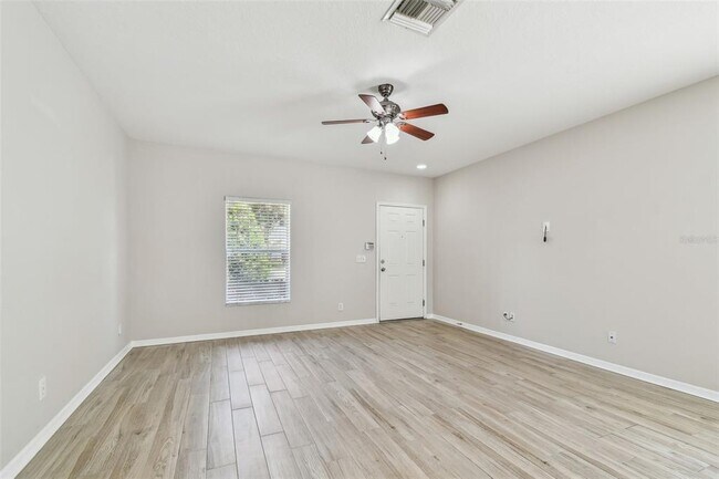 Building Photo - 16227 Swan View Cir