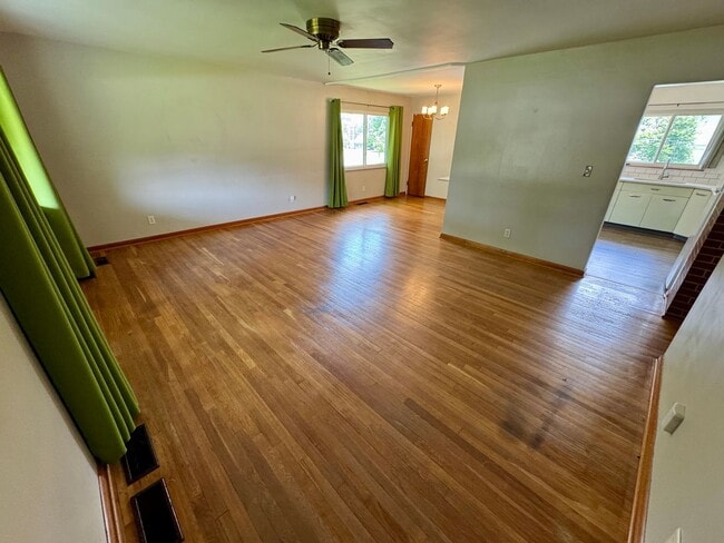 Foto del edificio - 3 Bedroom - Upper Arlington