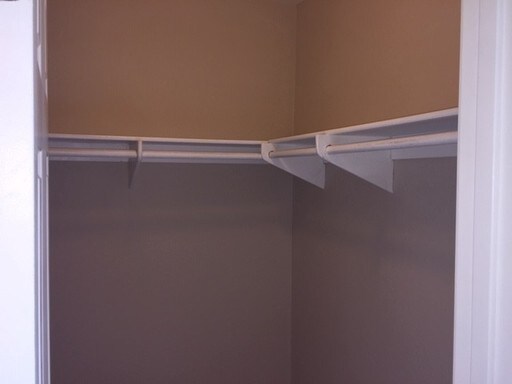 Building Photo - Three Bedroom Home in South Park!