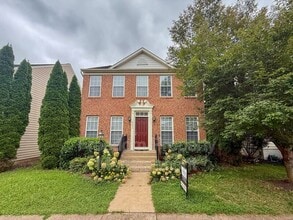 Building Photo - 6004 Abernethy Ln