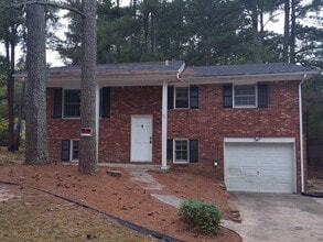 Building Photo - 95 Hidden Brook Ct