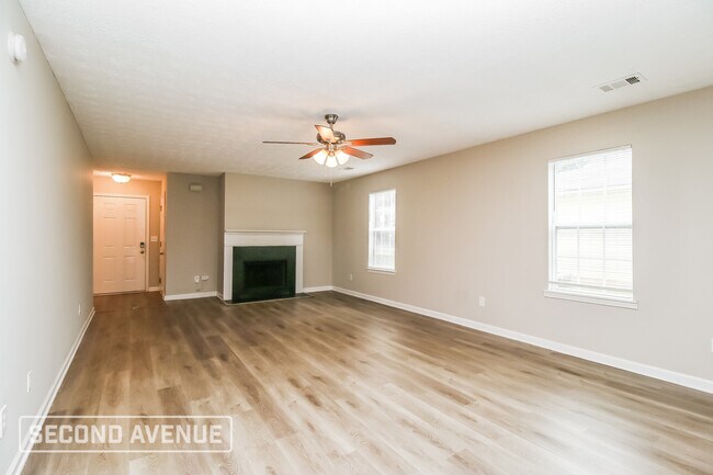Building Photo - 1710 Riverchase Cir NE