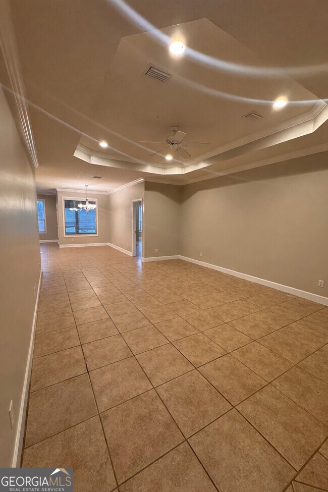 Foto del edificio - 121 Austin Ryan Dr