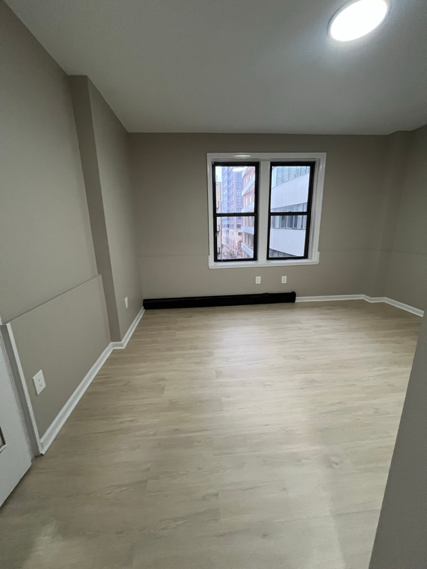 Foto del edificio - 150 S Harrison St