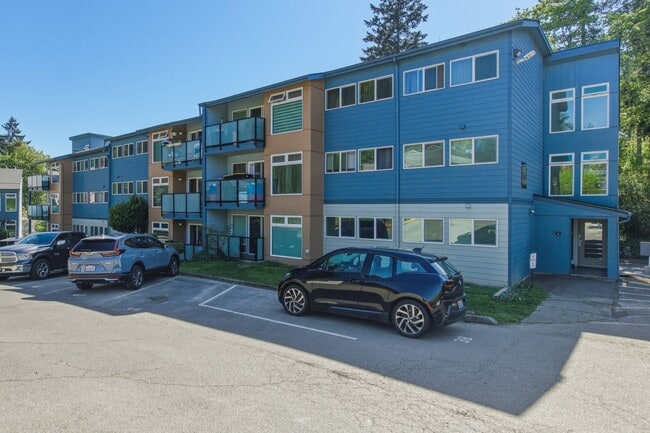 Building Photo - 15142 65th Ave S