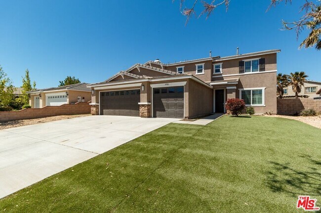 Building Photo - 39301 Jacob Dr