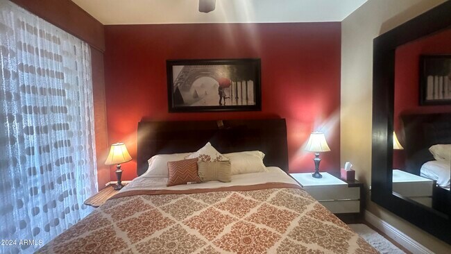 Foto del edificio - 7009 E Acoma Dr