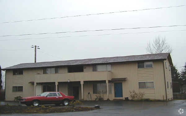 Primary Photo - 401 NE 63rd St
