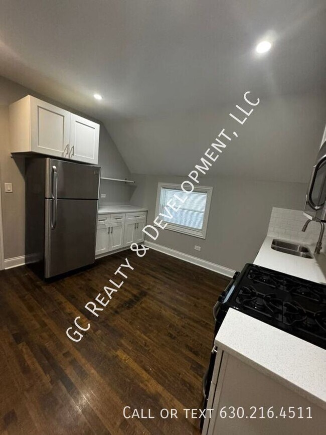 Foto del edificio - 4343 N Troy St