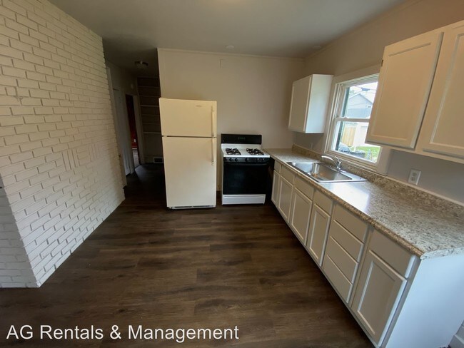 Building Photo - 5 br, 1.5 bath House - 2717 Plaza Dr