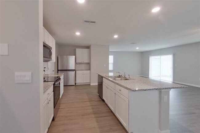 Foto del edificio - 8694 SW 43rd Ter