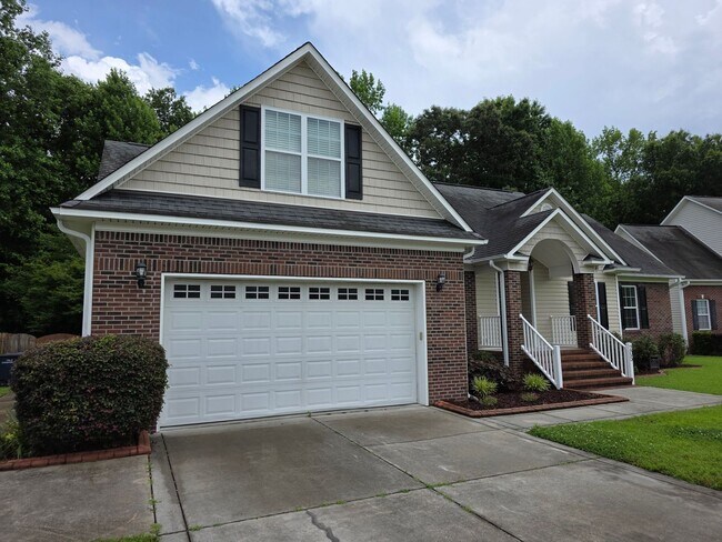 Building Photo - 205 Woodberry Pl