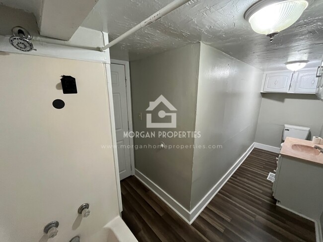 Building Photo - 2908 Fletcher St