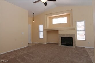 Building Photo - 5934 Gingham St