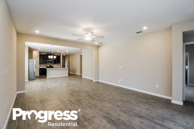 Foto del edificio - 6767 Hatton Chase Ln E