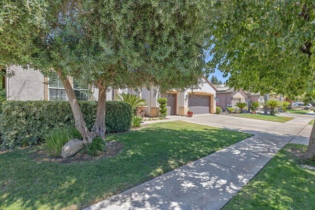 Foto del edificio - 6124 W Delaware Ct
