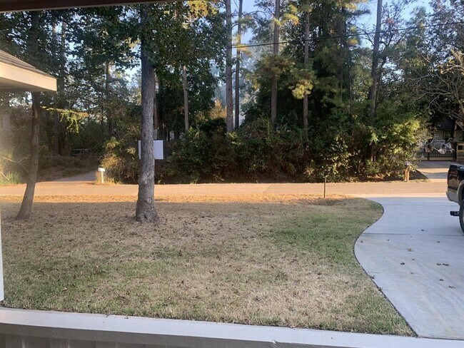 Foto del edificio - 10855 Royal Pines Dr