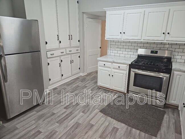 Foto del edificio - 3641 N Illinois St
