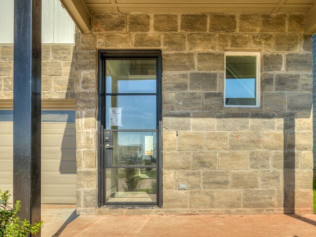 Foto del edificio - Beautiful New Construction Home in Edmond/...