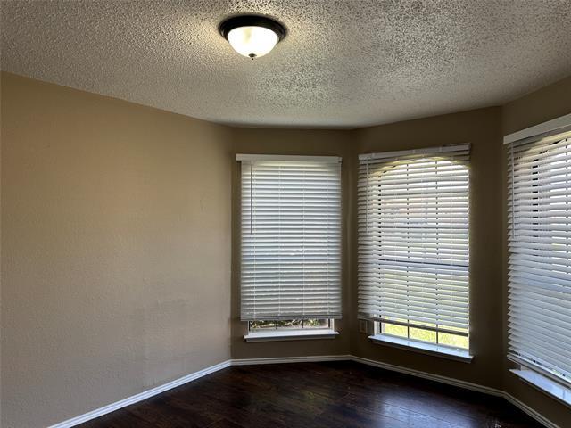 Foto del edificio - 6109 Cypress Dr