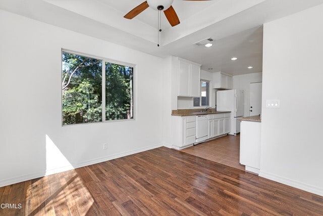 Building Photo - 693 Cypress Ave