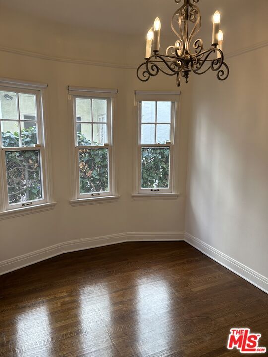 Foto del edificio - 326 N Orange Dr