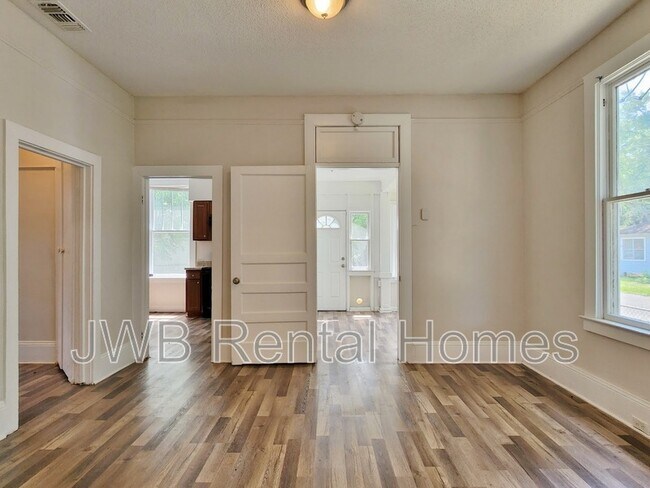 Foto del edificio - 3401 N Pearl St