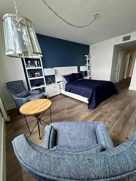 Building Photo - 2700 N Federal Hwy