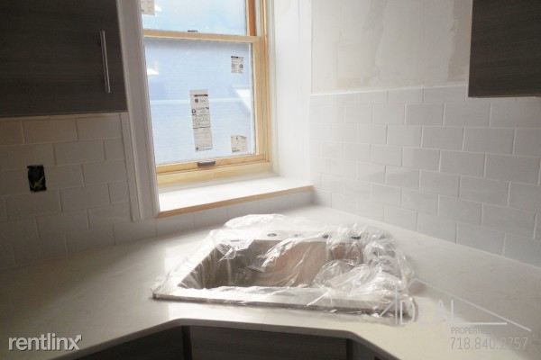 Fotografía del edificio - 450 Clinton St