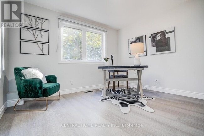 Building Photo - 19 Valleycrest Ave