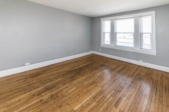Interior Photo - Vandy House