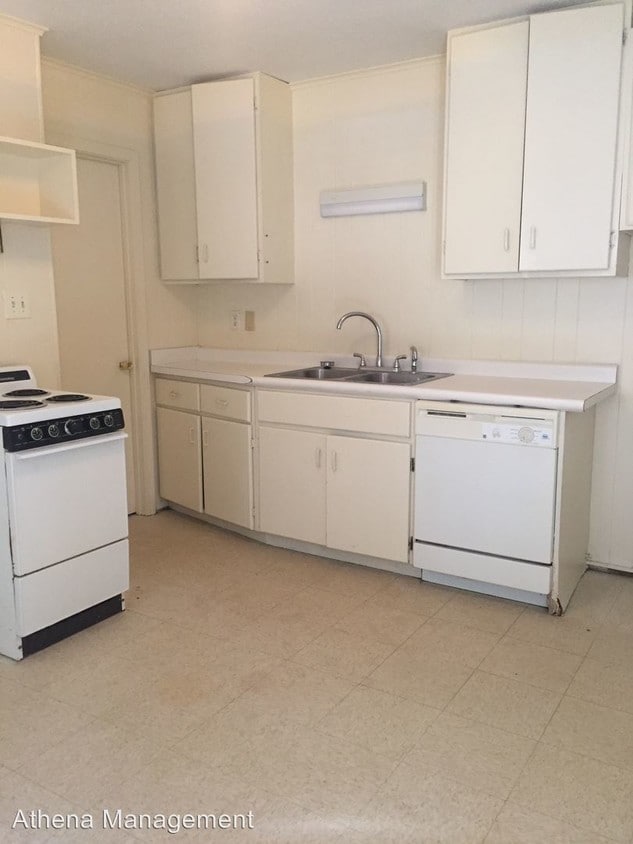 Primary Photo - 1 br, 1 bath House - 560 Macon Hwy. # 560-3ma