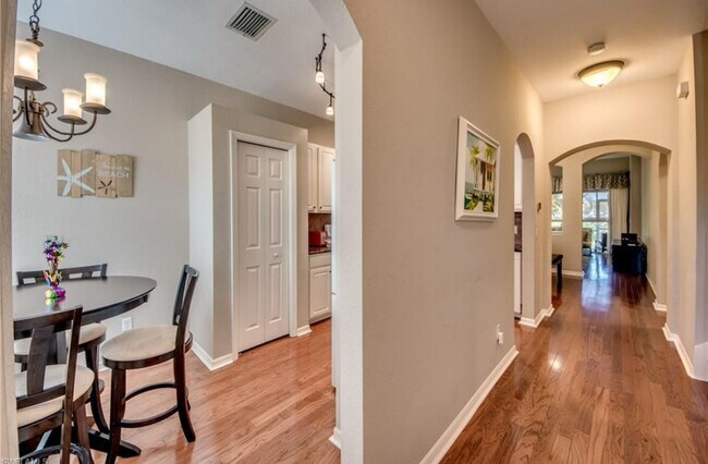 Foto del edificio - 7856 Lake Sawgrass Loop