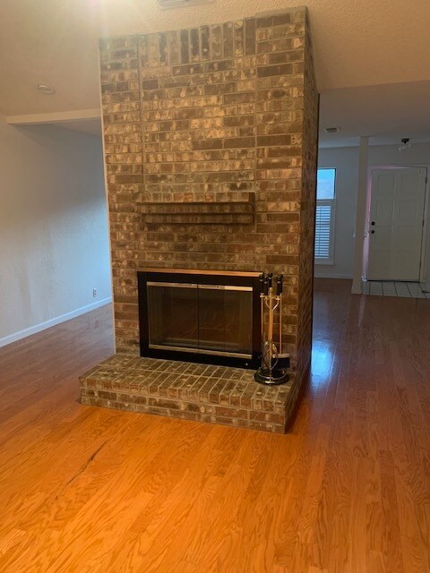 Building Photo - 3205 Manchester Cir